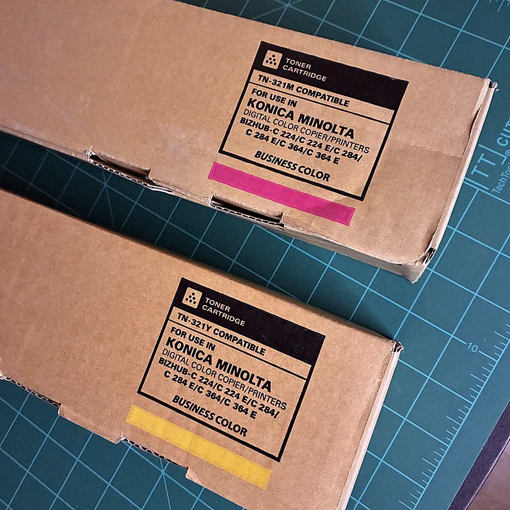 Compatible Toner Cartridge 2-Pack for Konica Minolta TN-321M TN-321Y Bizhub C224